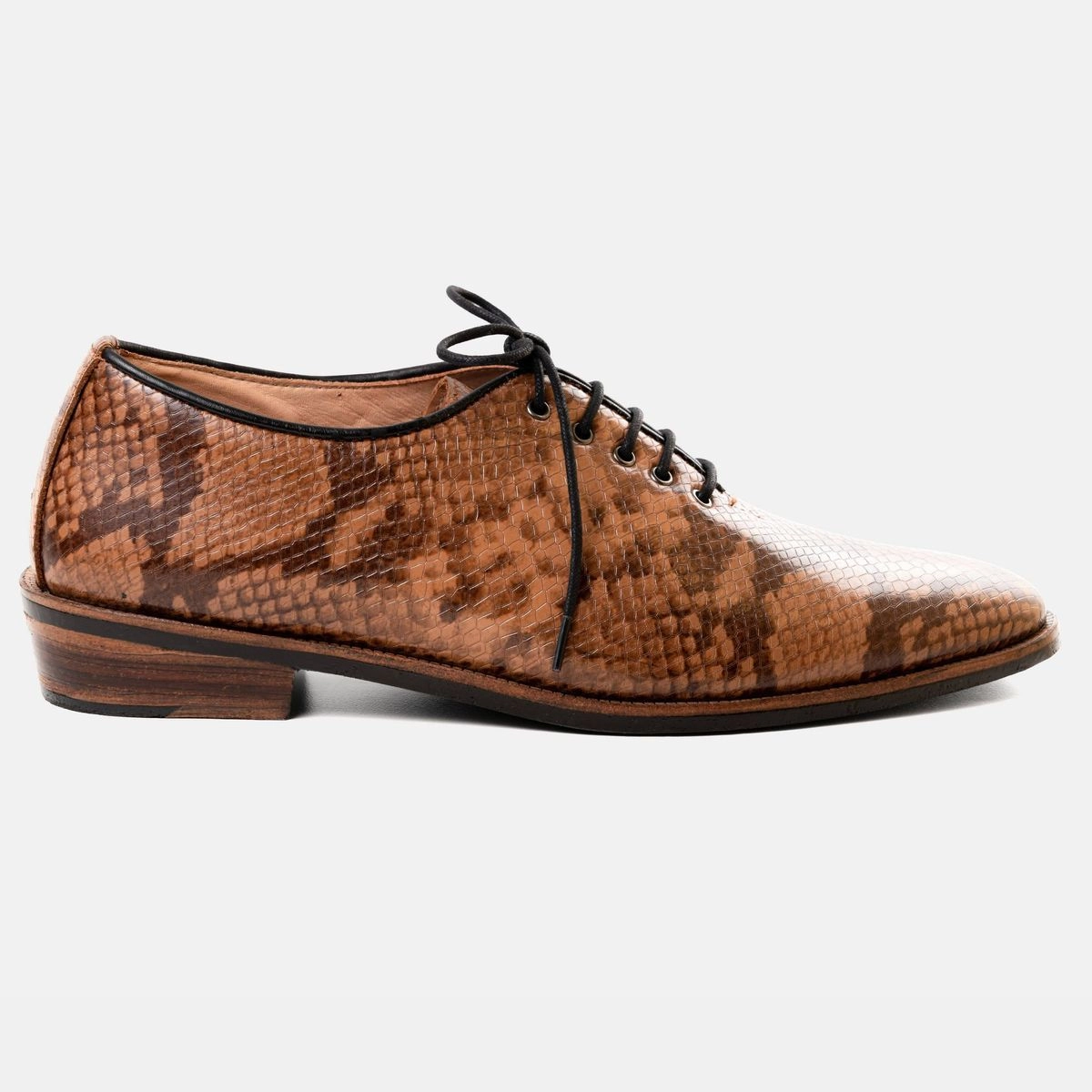 Beige Oxford With Leather Top Sole