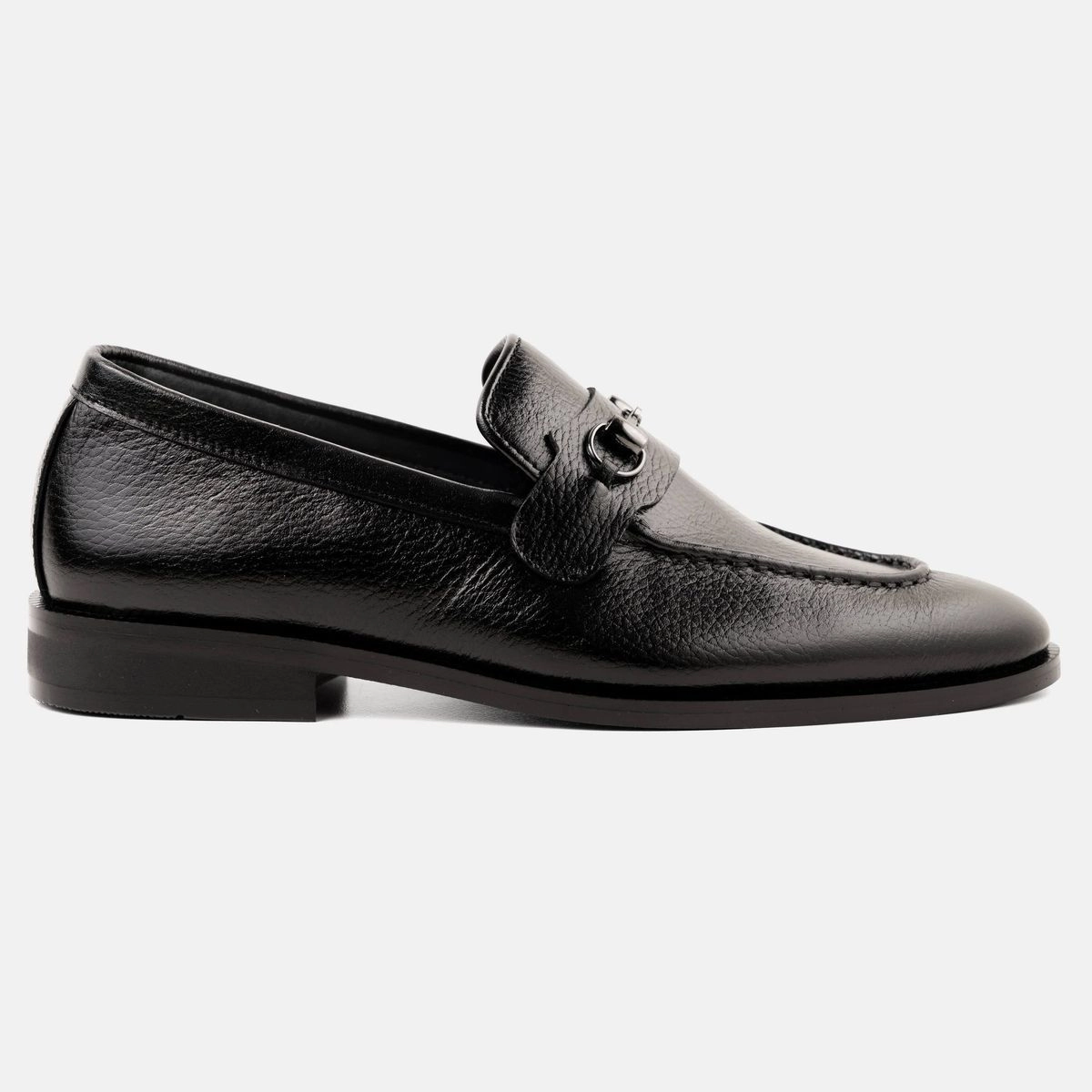 Black Horsebit Loafer in Grained Leather