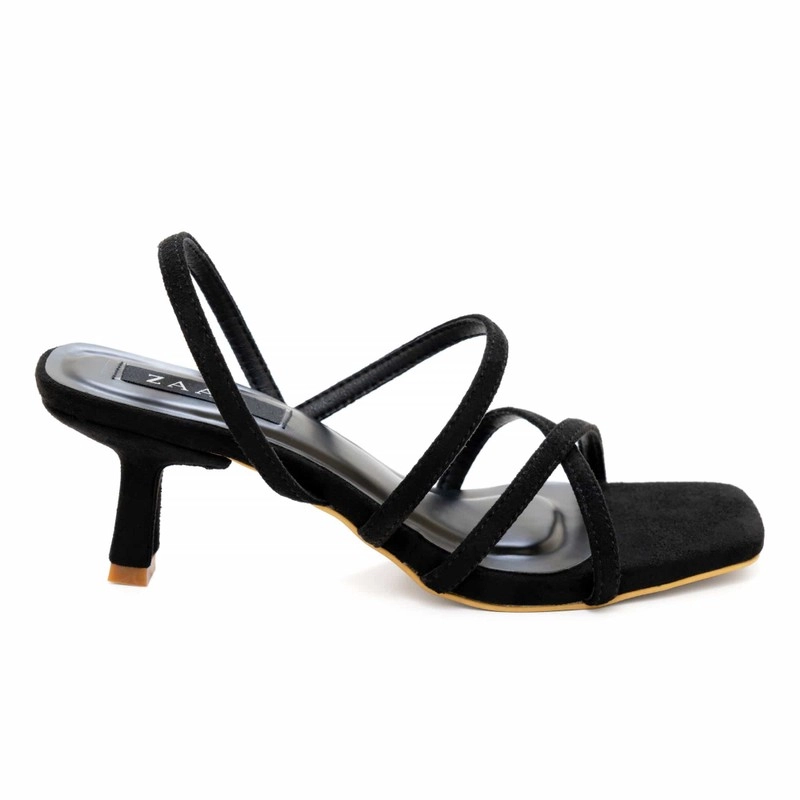 Rossa in Black